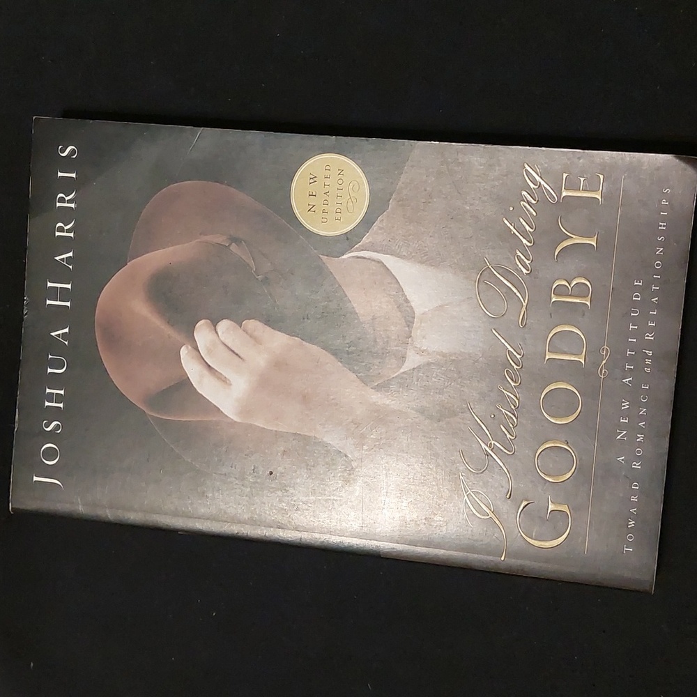 4 For $10 - I kissed dating goodbye‎ book